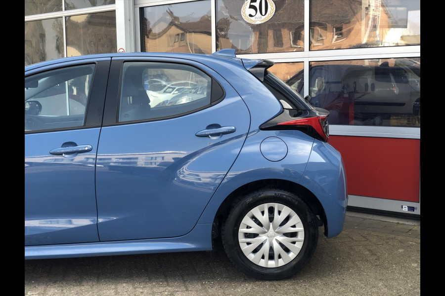 Toyota Yaris 1.5 Hybrid Dynamic | Apple CarPlay/Android Auto, LED, Parkeercamera, Adaptive Cruise control, Weinig KM!