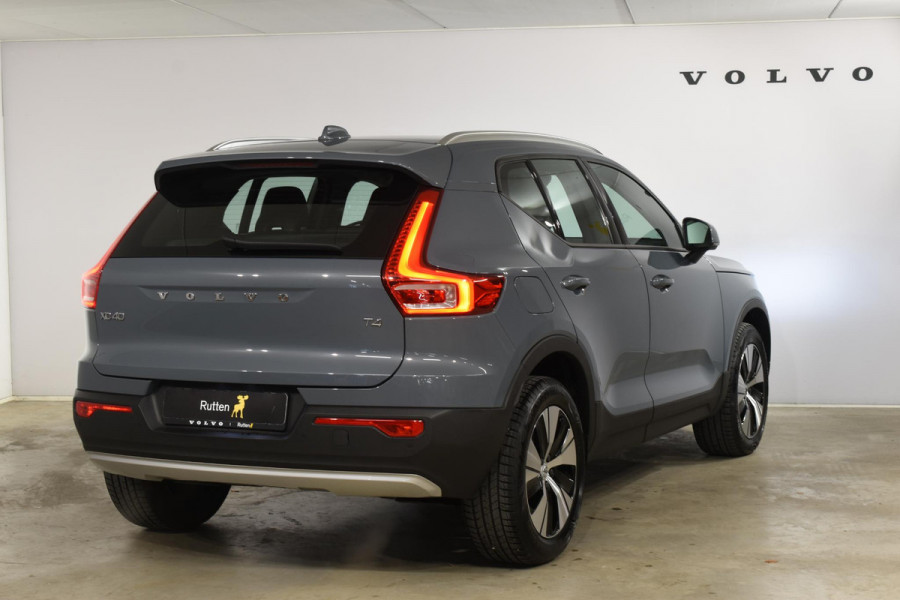 Volvo XC40 T4 190PK R-Design / Navigatie / Camera / Elektrische Stoelen / Adaptieve Cruisecontrol / Elektrische Achterklep / LM Velgen / Trekhaak /