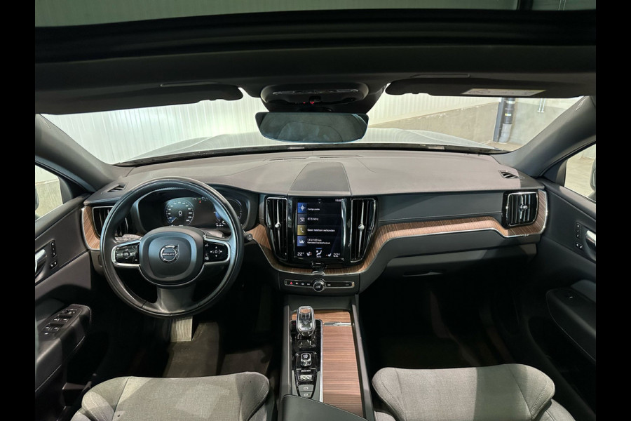 Volvo XC60 T6 AWD Aut. Inscription Luchtvering Trekhaak ACC 340pk