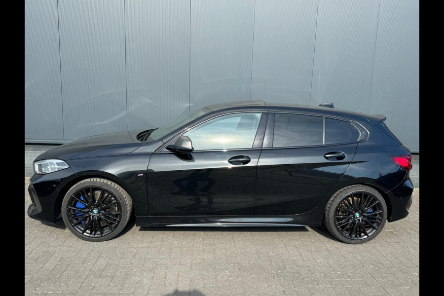 BMW 1-serie M135i xDrive High Executive Pano/cam/Full!