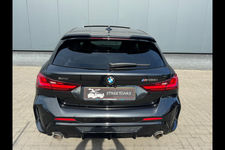 BMW 1-serie M135i xDrive High Executive Pano/cam/Full!