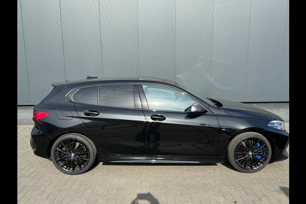 BMW 1-serie M135i xDrive High Executive Pano/cam/Full!