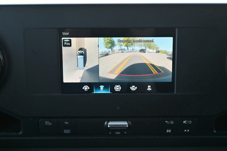Mercedes-Benz Sprinter 317 CDI L2H2 RWD MBUX met 360 graden camera en parkeersensoren, Geveerde stoel, Etc.