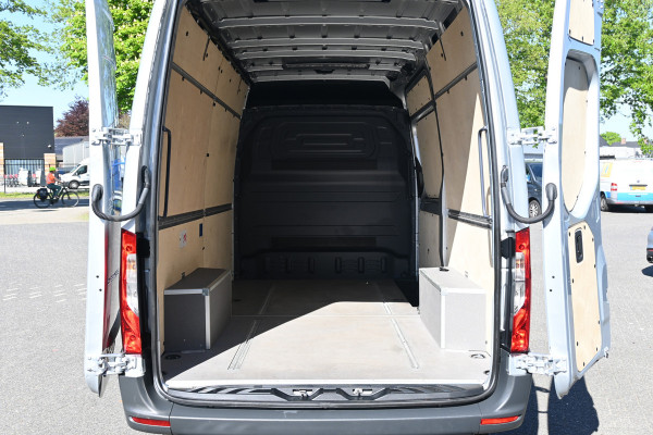 Mercedes-Benz Sprinter 317 CDI L2H2 RWD MBUX met 360 graden camera en parkeersensoren, Geveerde stoel, Etc.