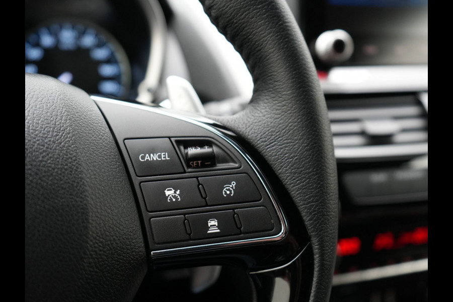 Mitsubishi Eclipse Cross 2.4 Business Intense+ Plug In Hybrid Dealer O.H. PHEV | Alcantara Sportstoelen Verwarmd | Adaptive Cruise | Navigatie | 360 Camera | Apple Carplay | Stoel & Stuurverwarming | DAB |