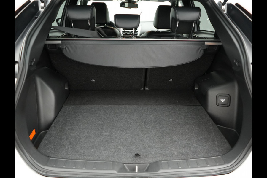Mitsubishi Eclipse Cross 2.4 Business Intense+ Plug In Hybrid Dealer O.H. PHEV | Alcantara Sportstoelen Verwarmd | Adaptive Cruise | Navigatie | 360 Camera | Apple Carplay | Stoel & Stuurverwarming | DAB |