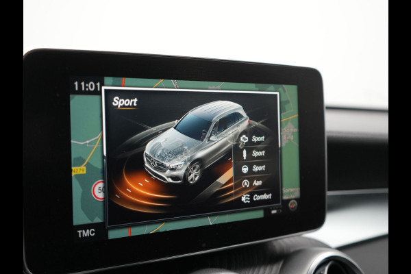 Mercedes-Benz GLC 250 4MATIC Prestige AMG | Luchtvering | Adaptive Cruise | Navigatie | 360 Camera | Half Lederen Sportstoelen Verwarmd |  19'' Licht Metaal |