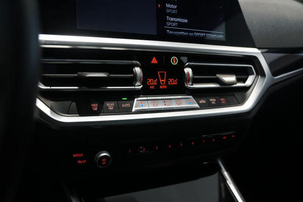 BMW 3 Serie Touring 318i High Executive *INCL. BTW* + HEAD-UP / SPORTSTOEL