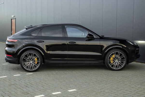 Porsche Cayenne Coupé 3.0 E-Hybrid | Pano| Luchtv. | Trekhaak | Memory | Sport Chrono