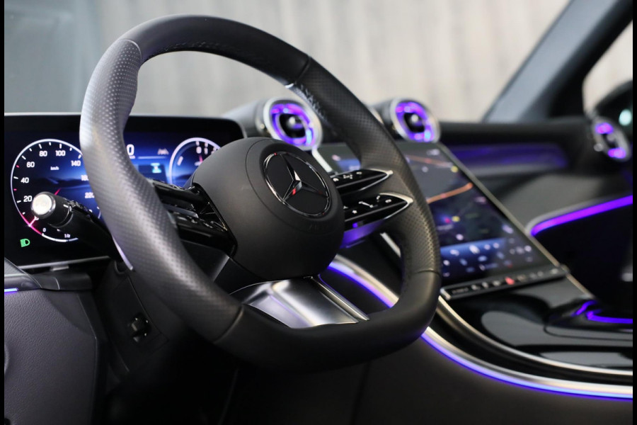 Mercedes-Benz GLC 300e 4MATIC AMG 63 Look / Head Up / Memory / 360 Camera / Acc / Lane Assist / Dode Hoek / Open Pano / Led