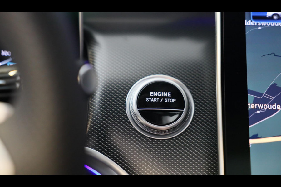 Mercedes-Benz GLC 300e 4MATIC AMG 63 Look / Head Up / Memory / 360 Camera / Acc / Lane Assist / Dode Hoek / Open Pano / Led