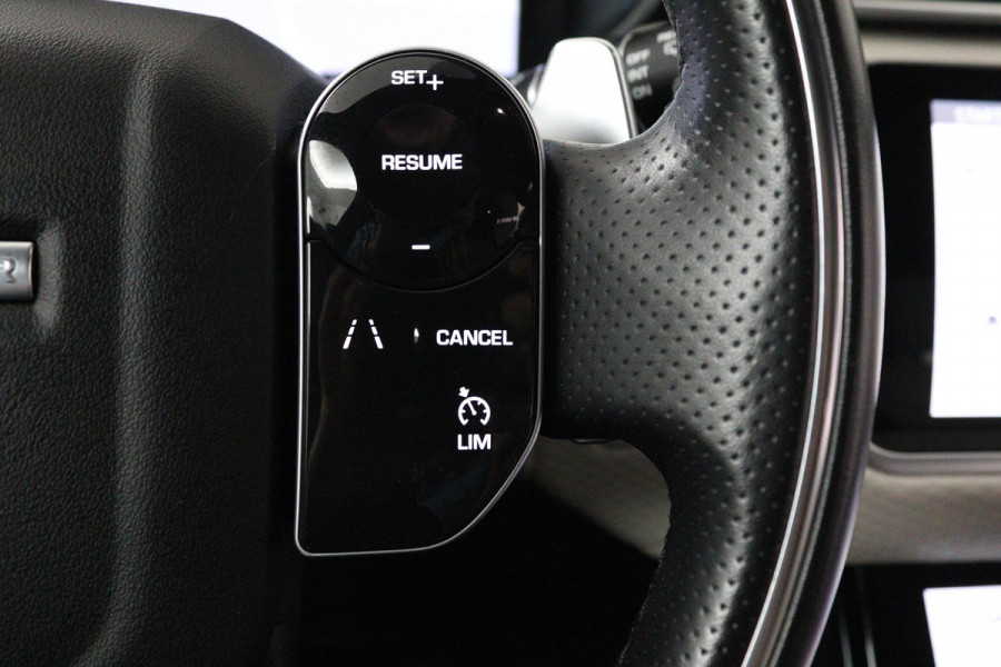 Land Rover Range Rover Velar P300 R-Dynamic S (PANORAMADAK, CARPLAY, STOELVERWARMING, CAMERA, 1e EIGENAAR, DEALER ONDERHOUDEN)