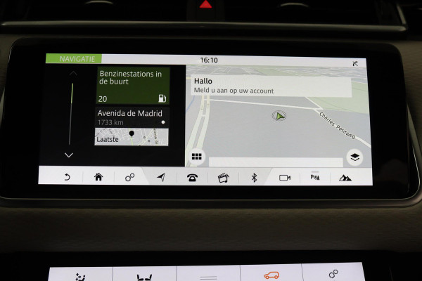 Land Rover Range Rover Velar P300 R-Dynamic S (PANORAMADAK, CARPLAY, STOELVERWARMING, CAMERA, 1e EIGENAAR, DEALER ONDERHOUDEN)