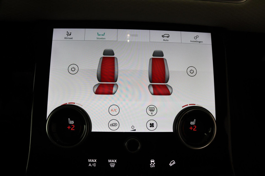 Land Rover Range Rover Velar P300 R-Dynamic S (PANORAMADAK, CARPLAY, STOELVERWARMING, CAMERA, 1e EIGENAAR, DEALER ONDERHOUDEN)