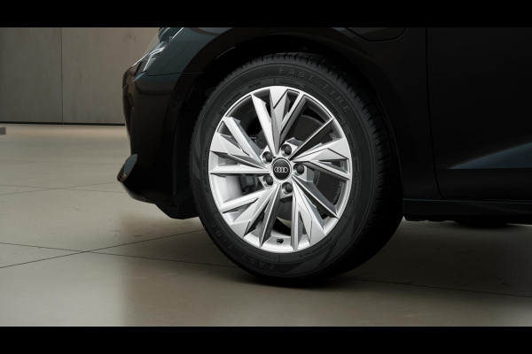 Audi A3 Sportback 40 TFSI e Pro Line navigatiesysteem, parkeersensoren voor&achter, stoelverwarming voorin, 3-zone airconditioning, Klimaatregelingspakket plus, Uitwijkassistent en afslaanassistent