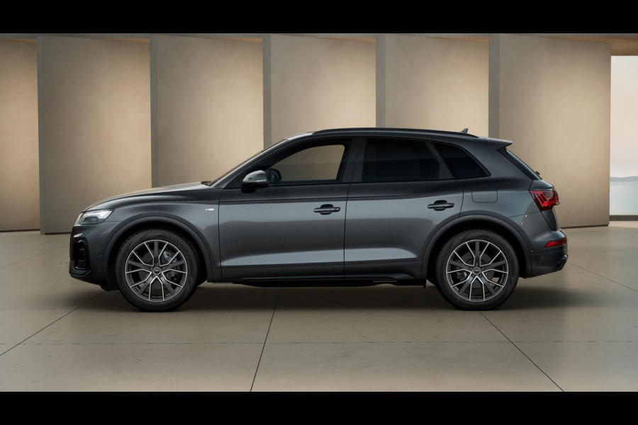 Audi Q5 S edition Competition 50 TFSI e 220 kW / 299 PK SU panoramadak, assistentie pakket parking, leder/alcantara interieur