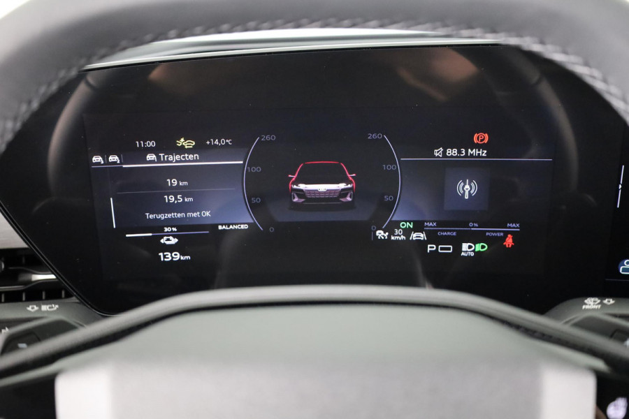 Audi A6 Avant Advanced edition e-tron 270kW/367pk 100kWh Avant E Tech Plus pakket, leder interieur, optiek pakket zwart-glanzend, privacy glass