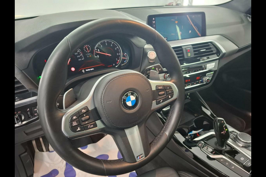 BMW X3 xDrive20i M Sport Black Edition Pano HUD Sfeer NAP