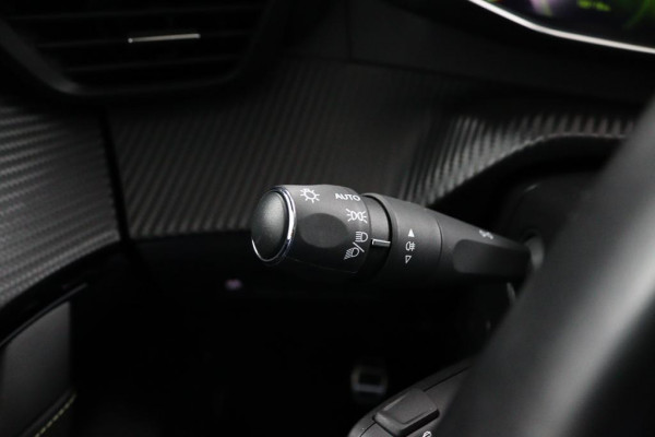 Peugeot 208 1.2 PureTech GT-Line*ACC*PANO*CARPLAY*ECC*LED*