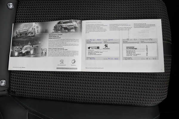 Peugeot 208 1.2 PureTech GT-Line*ACC*PANO*CARPLAY*ECC*LED*