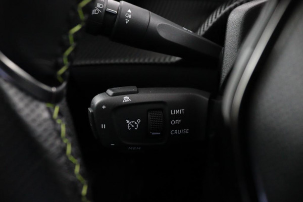 Peugeot 208 1.2 PureTech GT-Line*ACC*PANO*CARPLAY*ECC*LED*
