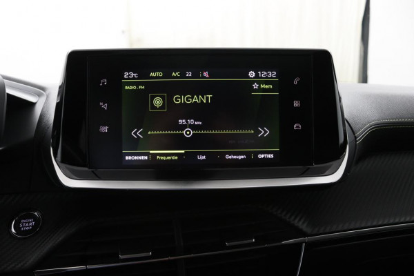 Peugeot 208 1.2 PureTech GT-Line*ACC*PANO*CARPLAY*ECC*LED*
