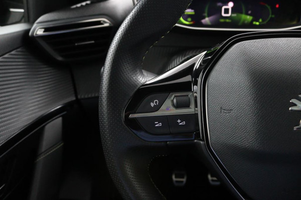 Peugeot 208 1.2 PureTech GT-Line*ACC*PANO*CARPLAY*ECC*LED*