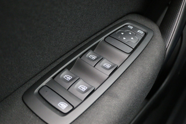 Renault MEGANE Estate 1.3 TCe Zen Apple Carplay, LED, Climate, Navigatie, Cruise, DAB, Trekhaak