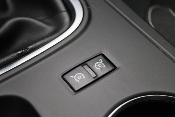 Renault MEGANE Estate 1.3 TCe Zen Apple Carplay, LED, Climate, Navigatie, Cruise, DAB, Trekhaak