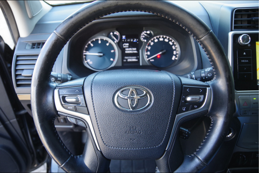 Toyota Land Cruiser 2.8 D-4D-F 177PK AUT. LED, 3.5T TREKHAAK, CAMERA, NAVI, CRUISE, CLIMA, STOELVERWARMING, ELEKTR.