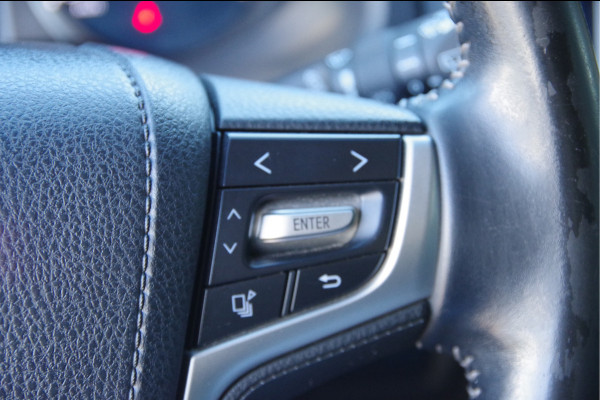Toyota Land Cruiser 2.8 D-4D-F 177PK AUT. LED, 3.5T TREKHAAK, CAMERA, NAVI, CRUISE, CLIMA, STOELVERWARMING, ELEKTR.