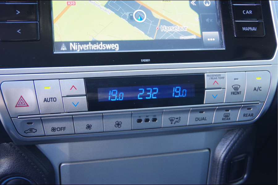 Toyota Land Cruiser 2.8 D-4D-F 177PK AUT. LED, 3.5T TREKHAAK, CAMERA, NAVI, CRUISE, CLIMA, STOELVERWARMING, ELEKTR.