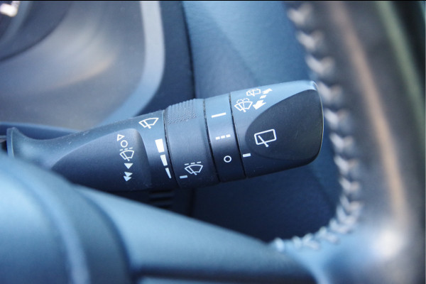 Toyota Land Cruiser 2.8 D-4D-F 177PK AUT. LED, 3.5T TREKHAAK, CAMERA, NAVI, CRUISE, CLIMA, STOELVERWARMING, ELEKTR.