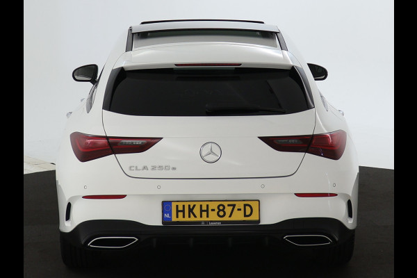 Mercedes-Benz CLA-Klasse Shooting Brake 250 e AMG Face Lift Plug-In Hybride | AMG Line Premium | Night Pakket | Panorama Schuif-Kanteldak | 11 kw Laden | Stuur en Stoelverwarmig | Inclusief 24 maanden MB Certified garantie voor Europa.