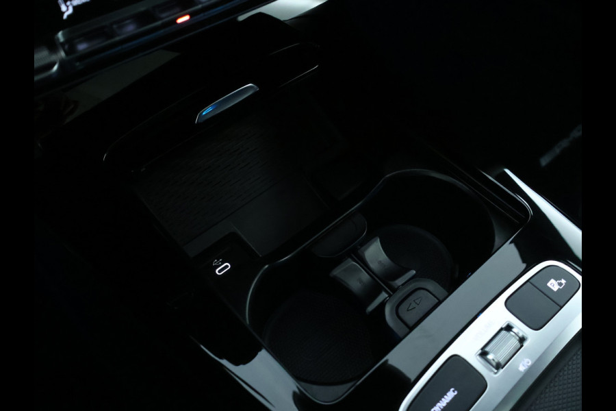 Mercedes-Benz CLA-Klasse Shooting Brake 250 e AMG Face Lift Plug-In Hybride | AMG Line Premium | Night Pakket | Panorama Schuif-Kanteldak | 11 kw Laden | Stuur en Stoelverwarmig | Inclusief 24 maanden MB Certified garantie voor Europa.