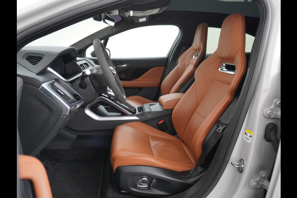 Jaguar I-PACE EV400 PK First HSE Pano-Dak Matrix LED Luchtvering €108K-nieuw! Lmv 22" Alcantara Stuur Leder-KuipStoelen+Ventilatie+Geheugen Ap Meridian™ Surround 825Watt Dual-Ecc achter ! Driver-Assistance-Pack AEB DodehoekDetector ASR Hill-Hold Roll-Stability Control Verkeersborddetectie vermoeidheidsherkenning Uitparke Orig. NLse auto 4,8sec 0-100 Snelladen tot 104kw DC 696Nm koppel ! 90kwh accu !