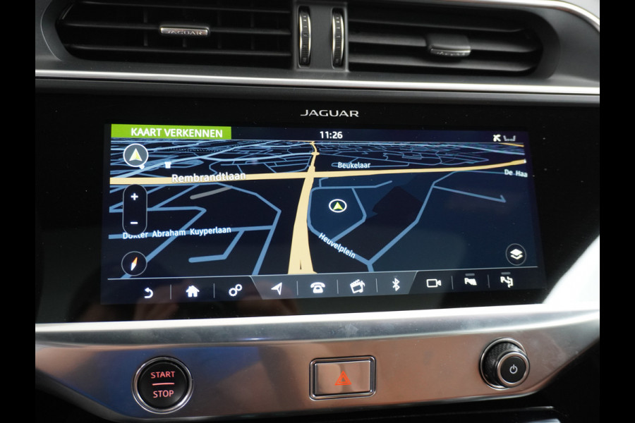 Jaguar I-PACE EV400 PK First HSE Pano-Dak Matrix LED Luchtvering €108K-nieuw! Lmv 22" Alcantara Stuur Leder-KuipStoelen+Ventilatie+Geheugen Ap Meridian™ Surround 825Watt Dual-Ecc achter ! Driver-Assistance-Pack AEB DodehoekDetector ASR Hill-Hold Roll-Stability Control Verkeersborddetectie vermoeidheidsherkenning Uitparke Orig. NLse auto 4,8sec 0-100 Snelladen tot 104kw DC 696Nm koppel ! 90kwh accu !