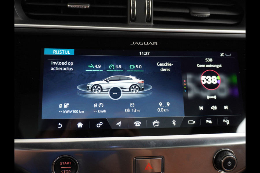 Jaguar I-PACE EV400 PK First HSE Pano-Dak Matrix LED Luchtvering €108K-nieuw! Lmv 22" Alcantara Stuur Leder-KuipStoelen+Ventilatie+Geheugen Ap Meridian™ Surround 825Watt Dual-Ecc achter ! Driver-Assistance-Pack AEB DodehoekDetector ASR Hill-Hold Roll-Stability Control Verkeersborddetectie vermoeidheidsherkenning Uitparke Orig. NLse auto 4,8sec 0-100 Snelladen tot 104kw DC 696Nm koppel ! 90kwh accu !