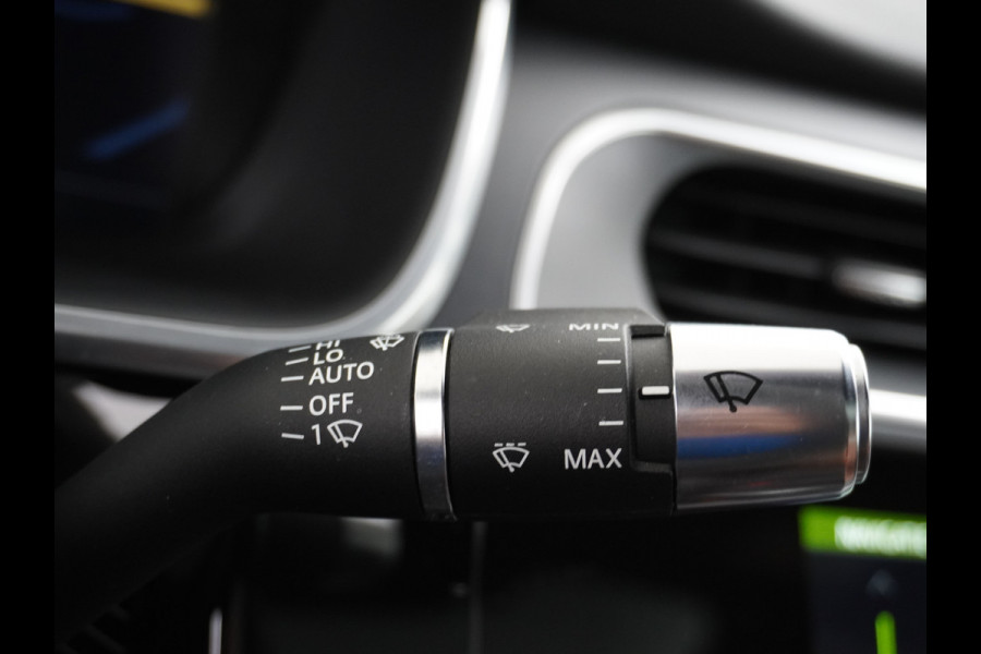 Jaguar I-PACE EV400 PK First HSE Pano-Dak Matrix LED Luchtvering €108K-nieuw! Lmv 22" Alcantara Stuur Leder-KuipStoelen+Ventilatie+Geheugen Ap Meridian™ Surround 825Watt Dual-Ecc achter ! Driver-Assistance-Pack AEB DodehoekDetector ASR Hill-Hold Roll-Stability Control Verkeersborddetectie vermoeidheidsherkenning Uitparke Orig. NLse auto 4,8sec 0-100 Snelladen tot 104kw DC 696Nm koppel ! 90kwh accu !