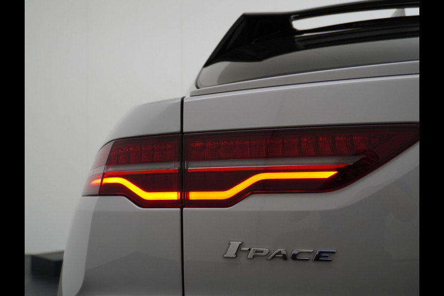 Jaguar I-PACE EV400 PK First HSE Pano-Dak Matrix LED Luchtvering €108K-nieuw! Lmv 22" Alcantara Stuur Leder-KuipStoelen+Ventilatie+Geheugen Ap Meridian™ Surround 825Watt Dual-Ecc achter ! Driver-Assistance-Pack AEB DodehoekDetector ASR Hill-Hold Roll-Stability Control Verkeersborddetectie vermoeidheidsherkenning Uitparke Orig. NLse auto 4,8sec 0-100 Snelladen tot 104kw DC 696Nm koppel ! 90kwh accu !