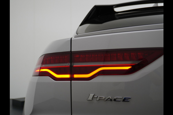 Jaguar I-PACE EV400 PK First HSE Pano-Dak Matrix LED Luchtvering €108K-nieuw! Lmv 22" Alcantara Stuur Leder-KuipStoelen+Ventilatie+Geheugen Ap Meridian™ Surround 825Watt Dual-Ecc achter ! Driver-Assistance-Pack AEB DodehoekDetector ASR Hill-Hold Roll-Stability Control Verkeersborddetectie vermoeidheidsherkenning Uitparke Orig. NLse auto 4,8sec 0-100 Snelladen tot 104kw DC 696Nm koppel ! 90kwh accu !
