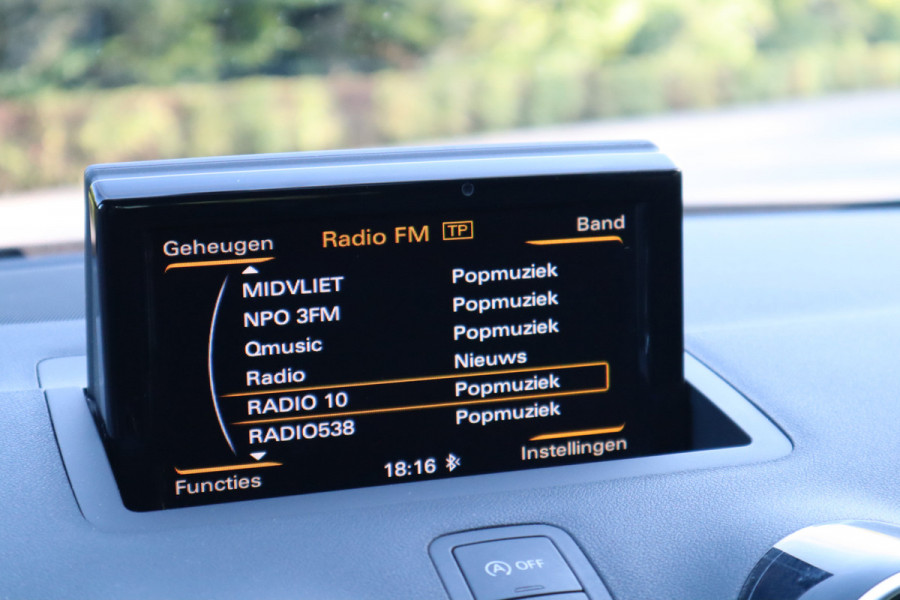 Audi A1 Sportback 1.0 TFSI Adrenalin | 5drs. | S-line |