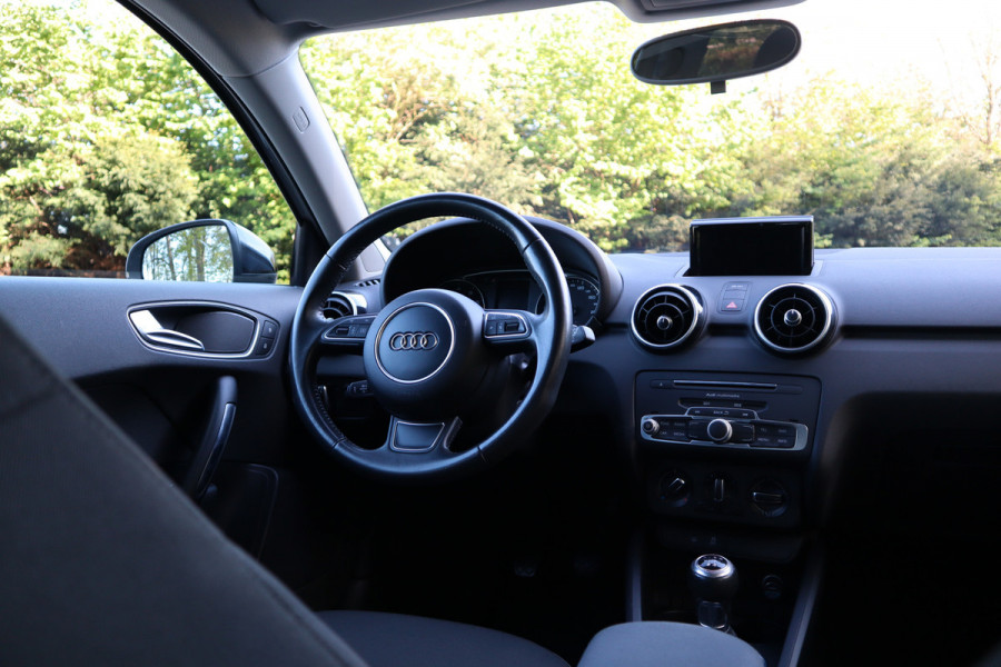 Audi A1 Sportback 1.0 TFSI Adrenalin | 5drs. | S-line |