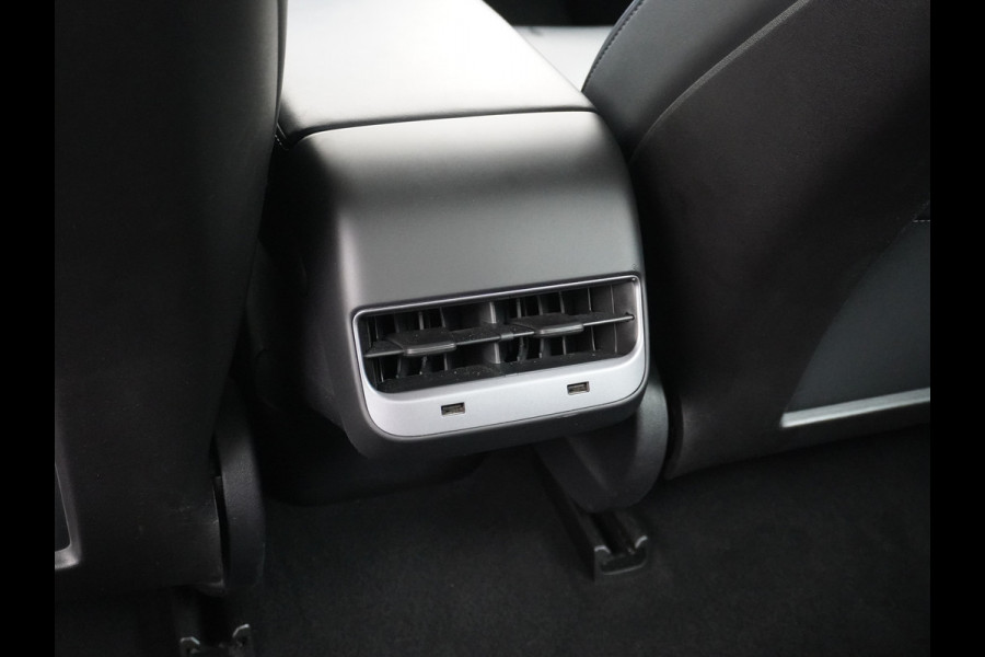 Tesla Model 3 RWD SR+ 60kWh 325PK FSD 3-Computer Lmv 18" AutoPilot Leder PanoDak Adaptive-Cruise Lmv Camera's Elektr.-Stuur+Stoelen+Spiegels+G Navi LED Comfortstoelen ACC DAB Keyless en Voorverwarmen interieur via App One-Pedal-Drive Origineel Nederlandse auto tot 11kw laden thuis! Garantie Accu tot 18-03-2028 max 160.000km 1.584kg licht!
