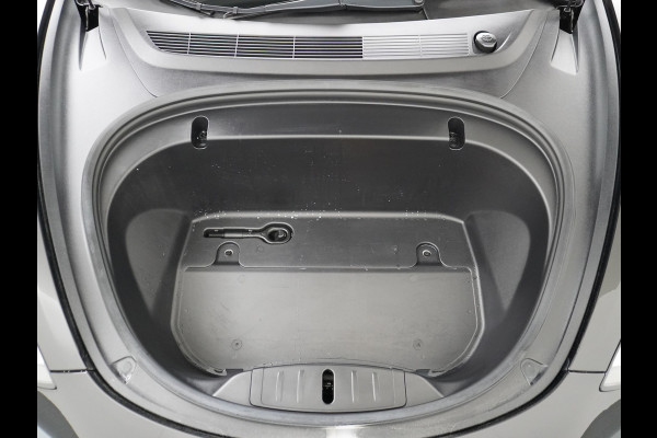 Tesla Model 3 RWD SR+ 60kWh 325PK FSD 3-Computer Lmv 18" AutoPilot Leder PanoDak Adaptive-Cruise Lmv Camera's Elektr.-Stuur+Stoelen+Spiegels+G Navi LED Comfortstoelen ACC DAB Keyless en Voorverwarmen interieur via App One-Pedal-Drive Origineel Nederlandse auto tot 11kw laden thuis! Garantie Accu tot 18-03-2028 max 160.000km 1.584kg licht!