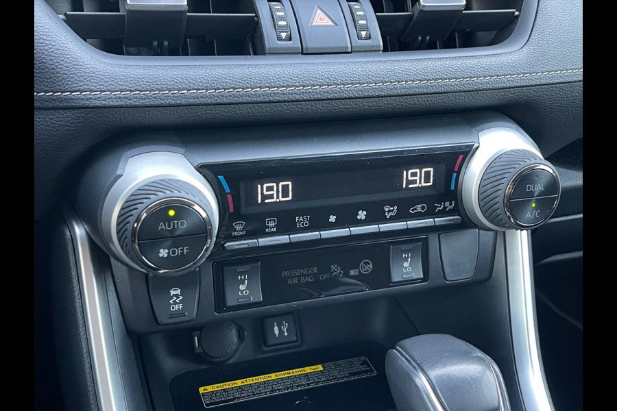 Toyota RAV4 2.5 Hybrid Dynamic | CarPlay | Camera | ACC | LED | DAB+ | 18 inch