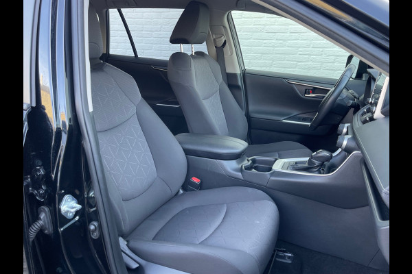 Toyota RAV4 2.5 Hybrid Dynamic | CarPlay | Camera | ACC | LED | DAB+ | 18 inch