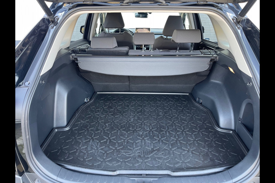 Toyota RAV4 2.5 Hybrid Dynamic | CarPlay | Camera | ACC | LED | DAB+ | 18 inch