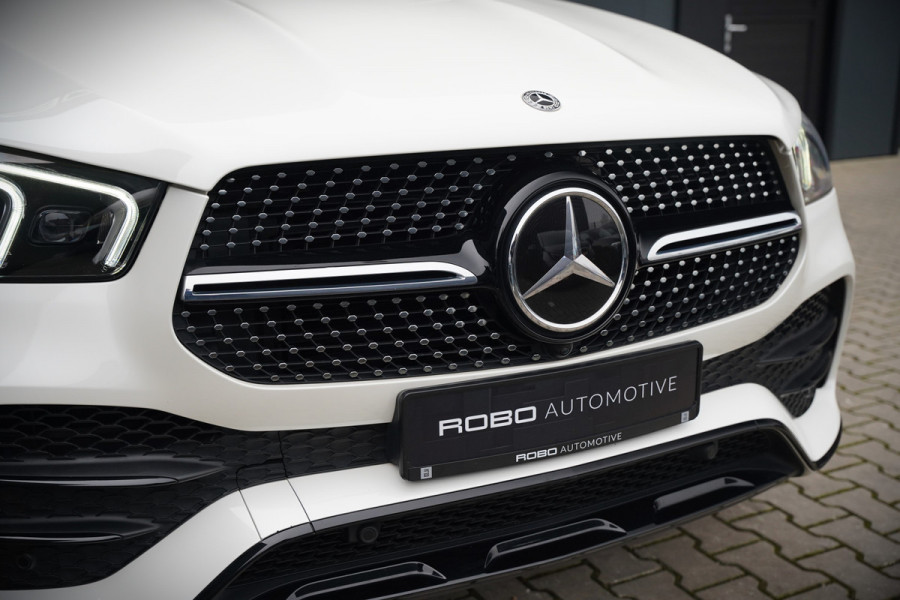 Mercedes-Benz GLE 350 D 4MATIC | Grijs Kenteken | AMG | Burmester | Adaptive Cruise Control | Stoelverwarming | Panoramadak | Luchtvering | Trekhaak | 360° Camera | BTW | Apple Carplay | Ambiance Verlichting | Leder | Nigh