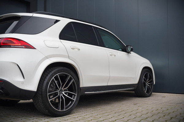 Mercedes-Benz GLE 350 D 4MATIC | Grijs Kenteken | AMG | Burmester | Adaptive Cruise Control | Stoelverwarming | Panoramadak | Luchtvering | Trekhaak | 360° Camera | BTW | Apple Carplay | Ambiance Verlichting | Leder | Nigh